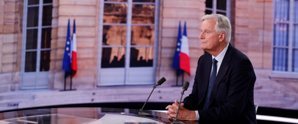 Francia, nasce il governo Barnier: protestano gauche e Rn. Le Pen: va contro la volontà degli elettori