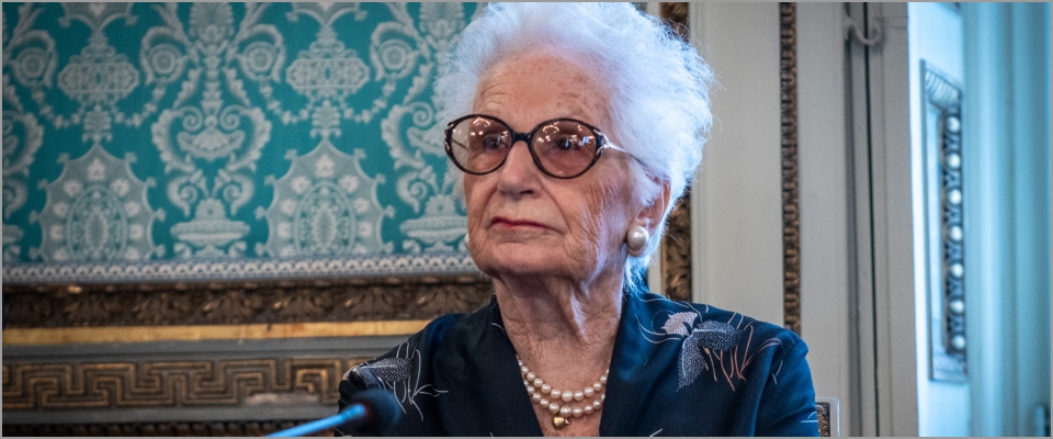 Liliana Segre, gli auguri bipartisan per i 94 anni della senatrice. La Russa: esempio di democrazia e libertà