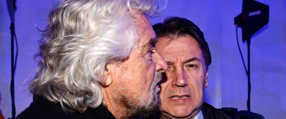 Cinquestelle in terapia intensiva. Il divorzio Grillo-Conte viene da lontano e c’è lo zampino del Pd