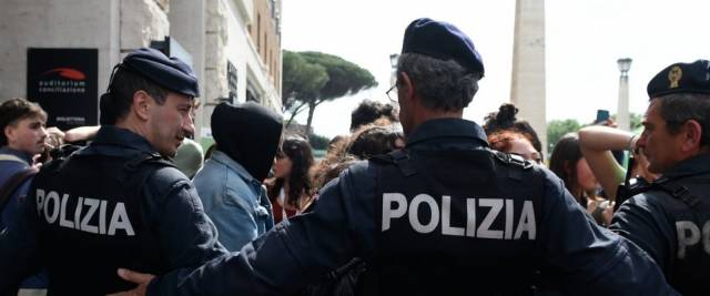 polizia razzista