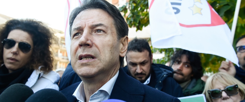 Conte ancora più nei guai: Schlein rassicura, ma sull’Assemblea M5S piomba l’Opa ostile del Pd