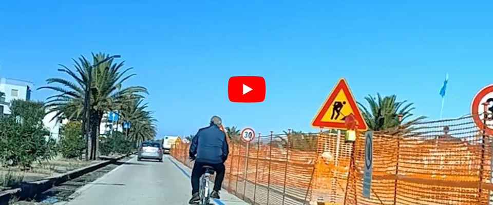 Il falso cieco andava in bicicletta ad incassare la pensione (video): una truffa da 100mila euro