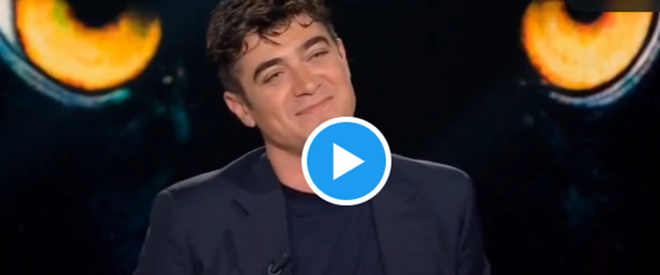 Scamarcio fa impazzire la sinistra: “A casa mia il maschio fa il capofamiglia, la femmina no…” (video)