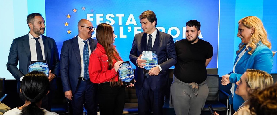 La Fondazione Aidr e il premio “Digital news”: educare i giovani ai social e combattere il cyberbullismo