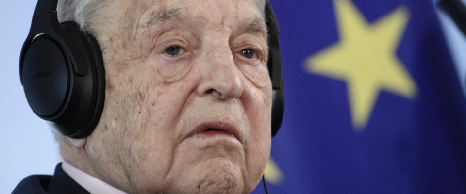 Benedetto Soros: se il miliardario tifa per la sinistra diventa magicamente “filantropo”