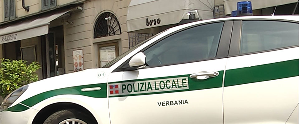 Festa della polizia di Verbania, cucinano i detenuti: dissenteria per tutti, trovate boccette di lassativi