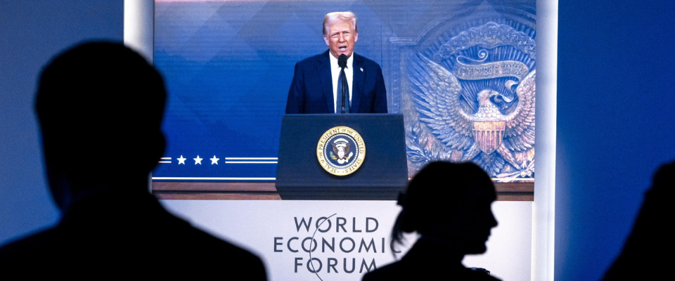 Trump infiamma Davos: “L’industria verde è un imbroglio”. Ucraina? “Pronta a un accordo”