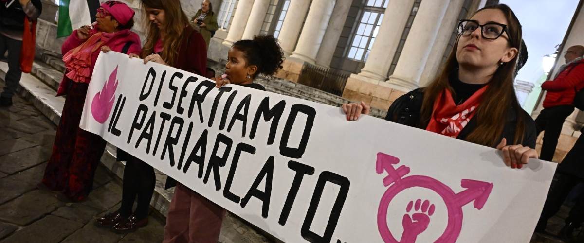 Sciopero del sesso contro Meloni: il delirio delle femministe di “Non una di meno”