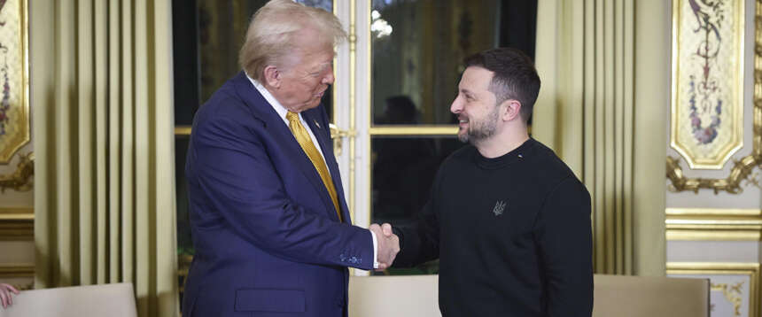 Trump avverte ancora Zelensky: “Non è necessaria la sua presenza alle trattative di pace, è un ostacolo”