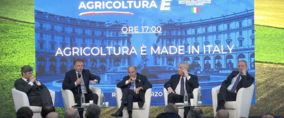 “Agricoltura è”, il confronto tra Urso, Tajani e Lollobrigida: “Gli Usa sono un alleato, bisogna evitare i dazi”