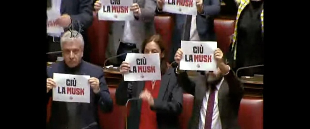 Sì della Camera al ddl Spazio: l’Italia indica la rotta alla Ue. Show delle opposizioni ossessionate da Musk